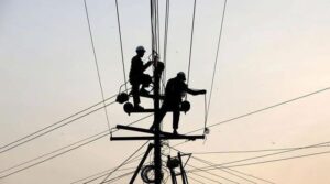 آئی ایم ایف نے فی یونٹ بجلی کے نرخوں میں RE1 کی منظوری دی ہے