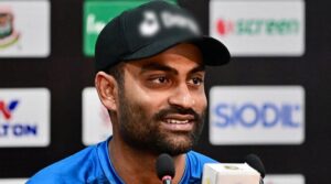 بنگلہ دیش کرکٹر تمیم دل کا دورہ پڑنے کے بعد شائقین کا شکریہ ادا کرتے ہیں