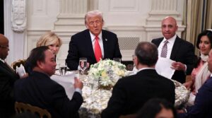 ٹرمپ نے وائٹ ہاؤس افطار ڈنر کے دوران انتخابی تعاون کے لئے مسلمان امریکیوں کا شکریہ ادا کیا
