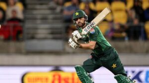 پاکستانی بیٹنگ لائن گرتی ہے کیونکہ نیوزی لینڈ نے پہلی اننگز پر غلبہ حاصل کیا ہے