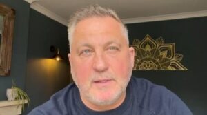 پی ایس ایل 10 کے لئے لاہور قلندرس کے ہیڈ کوچ کے لئے ڈیرن گوف دستیاب نہیں ہے