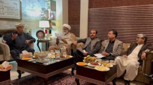 پی ٹی آئی نے اتحادیوں کو عمران خان کے اسٹیبلشمنٹ کے ساتھ پرسکون کرنے کے لئے مشغول کیا