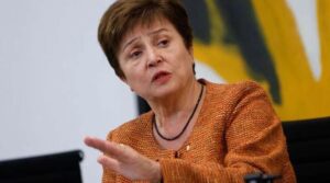 آئی ایم ایف نے تجارت کی غیر یقینی صورتحال کو کم کرنے کے لئے شراکت داروں کے ساتھ مل کر کام کرنے کا مطالبہ کیا ہے