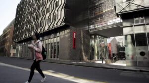 انتخابی قبل از انتخابی عہد میں ایک بار پھر طلبہ کے ویزا فیسوں میں اضافے کے لئے آسٹریلیائی حکمران جماعت