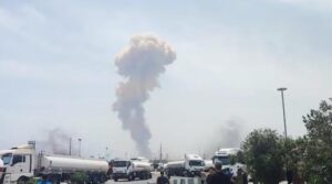 ایران کے بندر عباس میں بندرگاہ پر دھماکے کے بعد کم از کم 281 زخمی