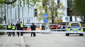 سویڈش پولیس کا کہنا ہے کہ وسطی اپسالا میں تین ہلاک ہوگئے