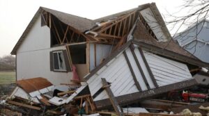 شدید طوفانوں کے بعد امریکی جنوب ، مڈویسٹ کا چہرہ 'نسل کے' سیلاب کا خطرہ ، دو ہلاک