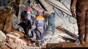 میانمار جنٹا نے امدادی قافلے پر انتباہی شاٹس فائر کیے جب زلزلے کی موت کی وجہ سے 2،800