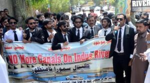 وزیر اعظم کی یقین دہانیوں کے باوجود نہر کے احتجاج سندھ میں برقرار ہیں