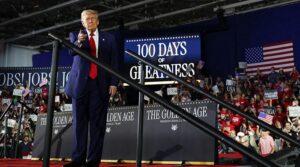 ٹرمپ ریلی کے ساتھ 100 دن مناتے ہیں ، معیشت پر شکوک و شبہات کا سامنا کرنا پڑتا ہے