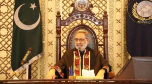 پی ٹی آئی بدعنوانی کی تحقیقات میں کے پی اسمبلی اسپیکر 'کلین چٹ'