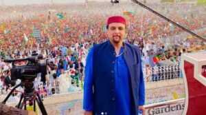 گلوکار سلمان احمد نے 'اینٹی اسٹیٹ پروپیگنڈہ' پر پیکا کے تحت بک کیا