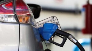 گورنمنٹ 'مقصد' ایندھن کی قیمتوں پر عوامی ، سیاسی مدد کو برقرار رکھنا ہے