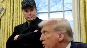 ایلون مسک ٹرمپ انتظامیہ کو چھوڑ کر ، ہنگامہ خیز مدت ملازمت کیپنگ کرتے ہیں