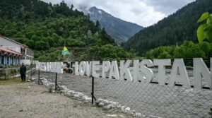 اے جے کے کے سیاحت کے شعبے میں پاکستان انڈیا تناؤ کا سامنا کرنا پڑا