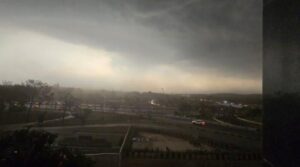 بارش کے جادو سے اسلام آباد ، راولپنڈی کو راحت ملتی ہے