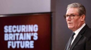 برطانیہ کی حکومت امیگریشن کے منصوبوں کو سخت دائیں فوائد کے طور پر سخت کرتی ہے