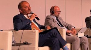 جنیوا سمٹ میں ، پاکستان گرین اکانومی شفٹ کے لئے عالمی مدد کی تلاش میں ہے