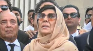 عمران خان کی بہن نے اپنی رہائی کے لئے 'غیب فورسز کے ساتھ' فارمولا دے کر 'فارمولا دیں اور لیں