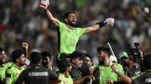 لاہور کو پی ایس ایل ٹائٹل میں لے جانے کے لئے ٹاس سے پہلے 10 منٹ میں سکندر رضا جیٹس