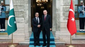 وزیر اعظم شہباز نے استنبول میں صدر اردگان سے ملاقات کی