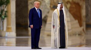 ٹرمپ نے متحدہ عرب امارات کے ساتھ 200 بلین ڈالر کے سودوں کا اعلان کیا