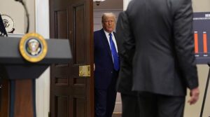 ٹرمپ کا کہنا ہے کہ امریکہ نے پاکستان ، ہندوستان کے مابین 'جوہری تنازعہ' کو روک دیا