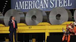 ٹرمپ کا کہنا ہے کہ وہ اسٹیل ، ایلومینیم کے نرخوں کو 50 ٪ سے دوگنا کرنے کا ارادہ رکھتے ہیں