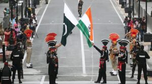 پاکستان نے ہندوستان کو تمام محاذوں پر آؤٹ کیا