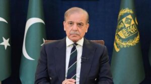 پاکستان کے ہندوستان کے حملہ کرنے کے بعد وزیر اعظم سیاسی رہنماؤں کو اعتماد میں لے جاتے ہیں