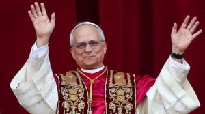 کارڈنل پریوسٹ منتخب پوپ لیو XIV ، پہلے امریکی پونٹف