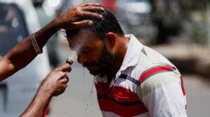 کراچی سوتے ہوئے جیسے مرکری نے آج 40 ° C کو نشانہ بنایا