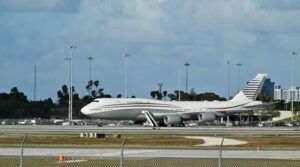 کیا ٹرمپ قانونی طور پر امریکی قانون کے تحت قطر کے 400 ملین ڈالر کے جیٹ تحفہ کو قبول کرسکتے ہیں؟