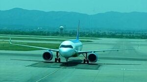 ازبکستان ایئر ویز پاکستان کے لئے پہلی براہ راست پرواز چلاتی ہے