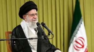 ایران کا سپریم لیڈر بنکر سے پیچھے ہٹ گیا ، تنازعات کے درمیان جانشینوں کو ٹیپ کرتا ہے: رپورٹ