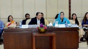 سینیٹ کے پینل نے پٹرولیم مصنوعات پر کاربن ٹیکس کو مسترد کردیا