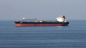 متحدہ عرب امارات نے ہارموز آبنائے کے قریب تصادم کے بعد آئل ٹینکر سے 24 افراد کو نکال لیا