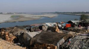 نئے ڈبلیو بی کی حد کے تحت اب غربت کی لکیر سے نیچے 44 فیصد سے زیادہ پاکستانی