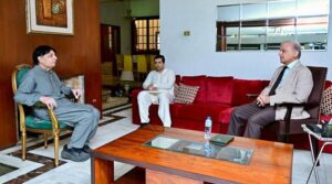 وزیر اعظم شہباز ، چوہدری نیسر نے ملک کی سیاسی صورتحال پر تبادلہ خیال کیا