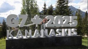 ٹرمپ تصادم سے بچنے کی امید میں کینیڈا میں جی 7 کے رہنما ملاقات کرتے ہیں