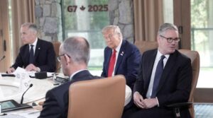 ٹرمپ روس کو گروپ 'بڑی غلطی' سے ہٹانے کا حکم دیتے ہیں