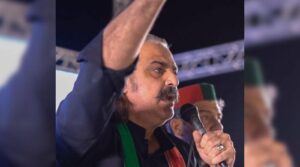 گند پور نے اسلام آباد پر مسلح مارچ کے بارے میں خبردار کیا کہ اگر فائر کیا گیا تو گولیوں سے جواب دیں گے۔