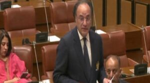 گورنمنٹ سالانہ 1.2 ملین روپے تک کمانے والے افراد کے لئے ٹیکس کی شرح کو 1 ٪ تک پہنچا دیتا ہے