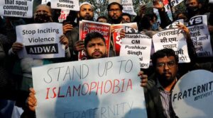 ہندوستان نے پاکستان کے ساتھ 'ہمدردی' کرنے پر درجنوں کو گرفتار کیا