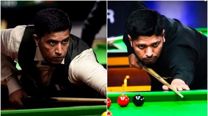 آصف ، شاہد نے IBSF ورلڈ ماسٹرز اسنوکر چیمپینشپ میں اڑان کا آغاز کیا