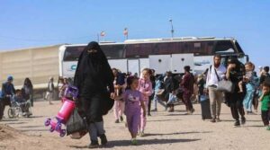 اقوام متحدہ کا کہنا ہے کہ طالبان افغان واپس آنے والوں کے خلاف 'حقوق کی خلاف ورزی' کر رہے ہیں