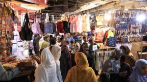 ایس اینڈ پی گلوبل لفٹوں نے 'سی سی سی+' ، آؤٹ لک مستحکم سے پاکستان کی کریڈٹ ریٹنگ 'B-'