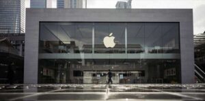 ایپل کے نام اندرونی سبھی خان کو بطور سی او