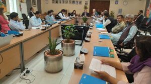 جاپان کی مالی اعانت سے چلنے والا ایف اے او پروجیکٹ سیلاب سے متاثرہ پاکستان میں کاشتکاری ، مویشیوں کی معاش کو بحال کرنے میں مدد کرتا ہے