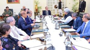 وزیر اعظم آٹومیشن پر زور دیتے ہیں کیونکہ ایف بی آر نے اے آئی پر مبنی کسٹم کلیئرنس سسٹم کی نقاب کشائی کی ہے